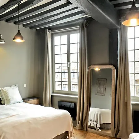 Du Grand Cerf & Lyons-la-Forêt