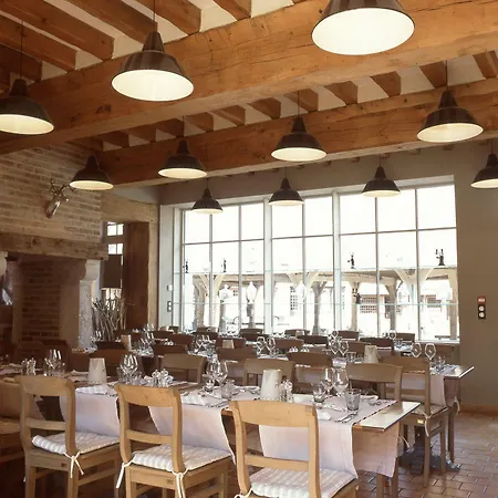 Hotel Du Grand Cerf & Lyons-la-Forêt