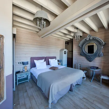 Hotel Du Grand Cerf & 3*